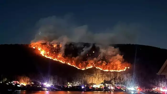 Jennings Creek Wildfire Threatens New York and New Jersey